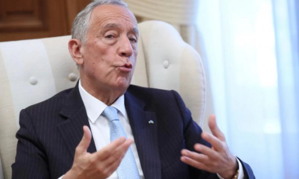 Η χειραψία του Πορτογάλου προέδρου που προκαλεί αμηχανία (βίντεο)